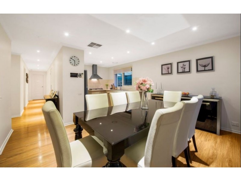 76 Eildon Parade, Rowville VIC 3178