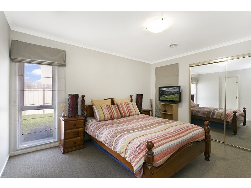 13 County Drive, Berwick VIC 3806
