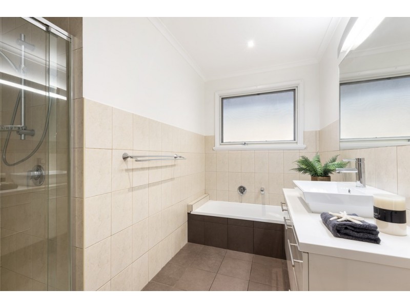 1/466 Boronia Road, Wantirna South VIC 3152