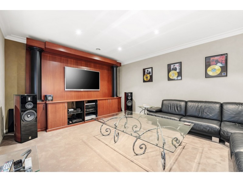 9 Faldo Court, Rowville VIC 3178