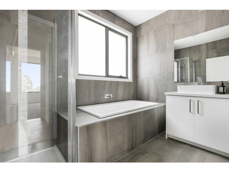 3/53 Lomond Avenue, Kilsyth VIC 3137