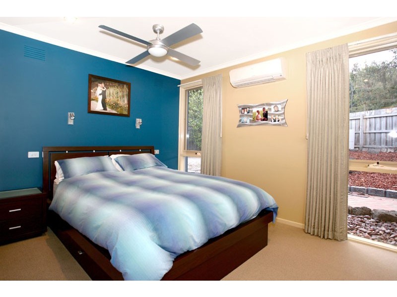 10 Corinella Square, Wantirna VIC 3152