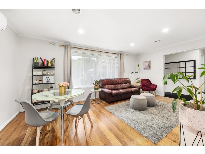 23 Croydondale Drive, Mooroolbark VIC 3138