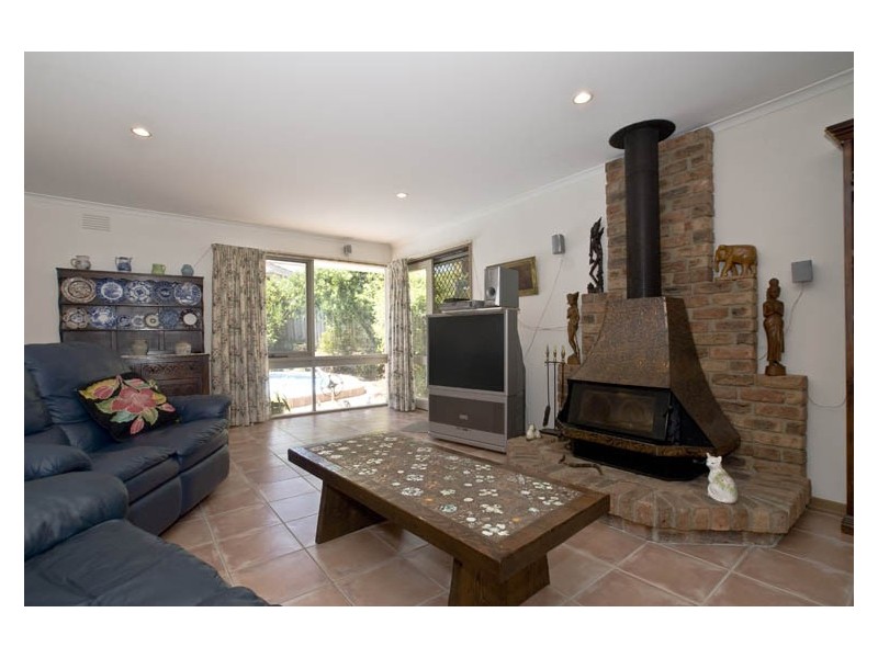 9 Defelice Place, Wantirna VIC 3152