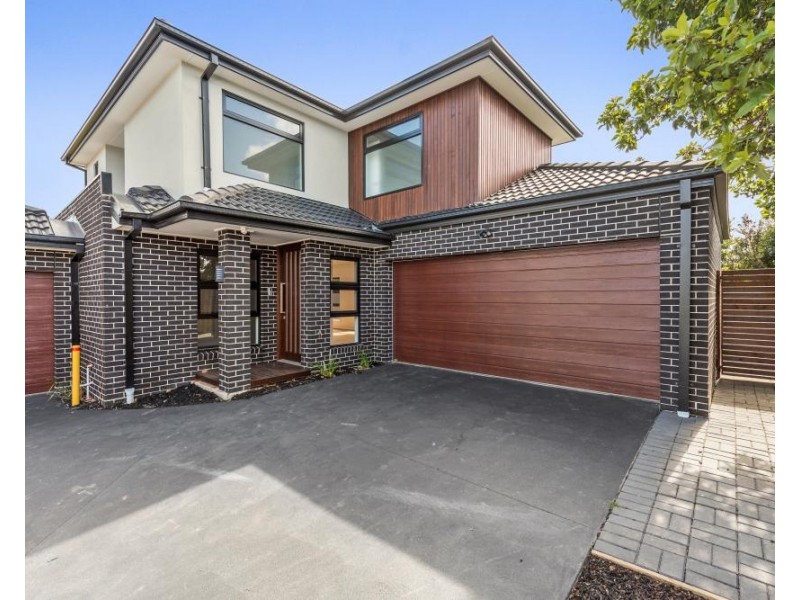 2/5 Dunbarton Drive, Wantirna VIC 3152