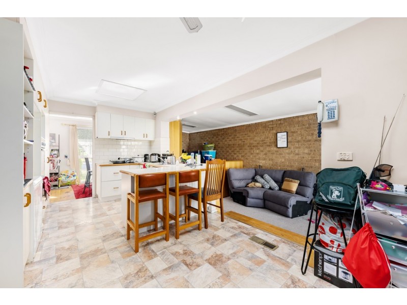 63 Amesbury Avenue, Wantirna VIC 3152