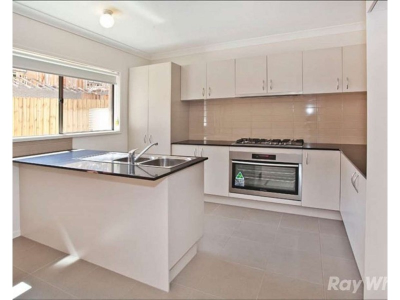 2/5 Denver Crescent, Rowville VIC 3178