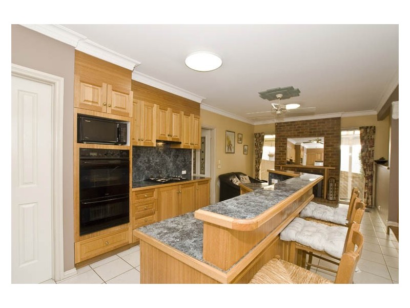 5 Alexis Court, Wantirna South VIC 3152