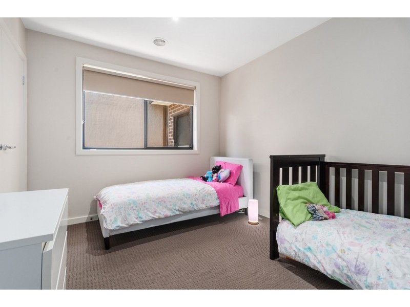 2/1 Narallah Grove, Box Hill North VIC 3129