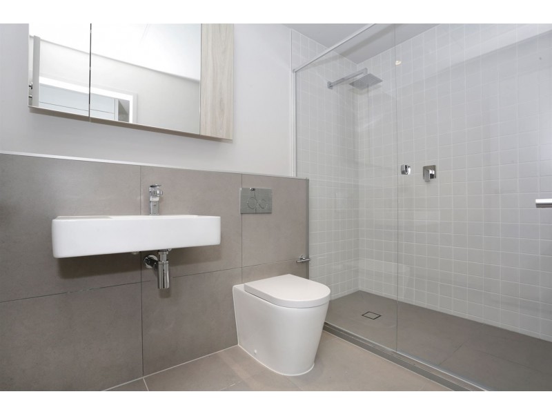 2/3 Lynne Avenue, Wantirna South VIC 3152