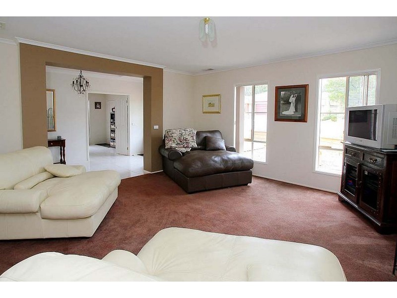 1 Blackham Court, Wantirna South VIC 3152