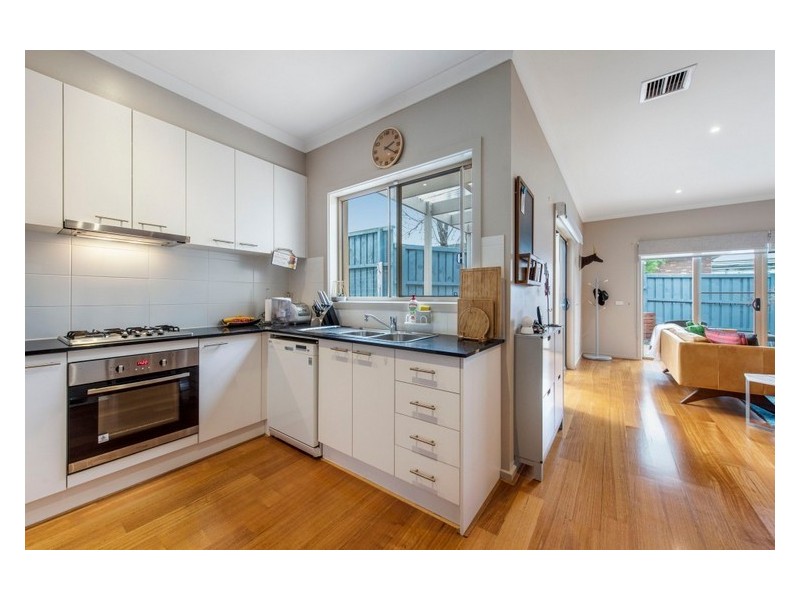 4/141 Stud Road, Wantirna South VIC 3152