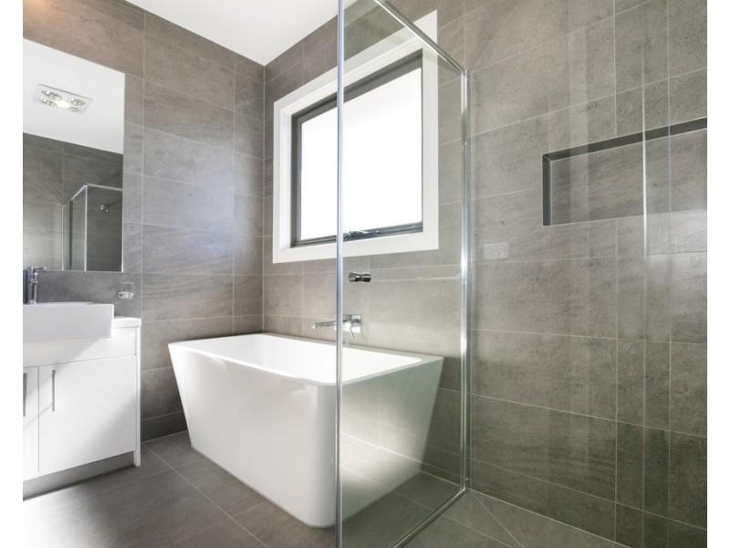 2/22 Greenwood Street, Burwood VIC 3125