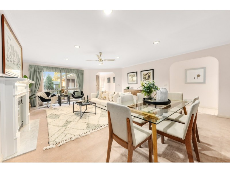 11 Reita Avenue, Wantirna South VIC 3152