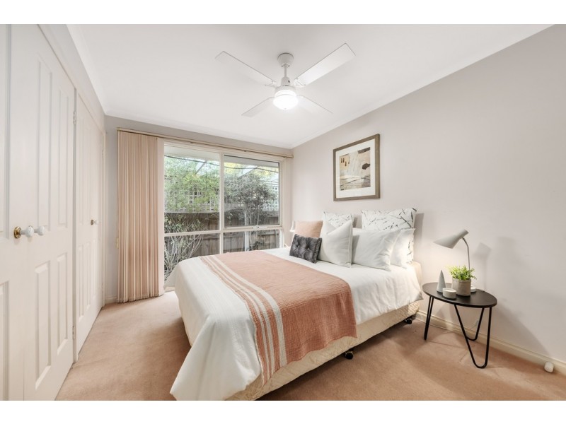 11 Reita Avenue, Wantirna South VIC 3152