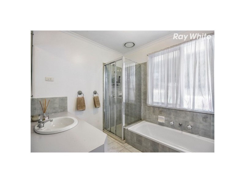 10 Delatite Court, Rowville VIC 3178