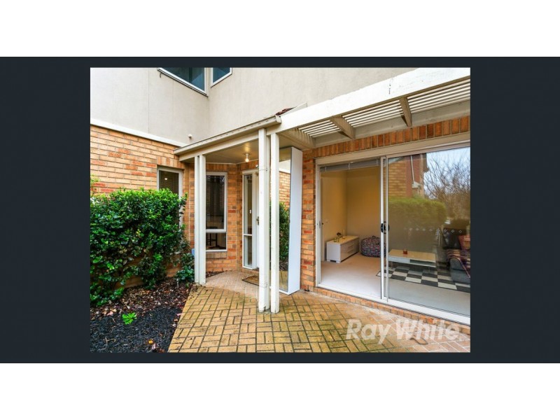 3/2 McKelvie Court, Glen Waverley VIC 3150