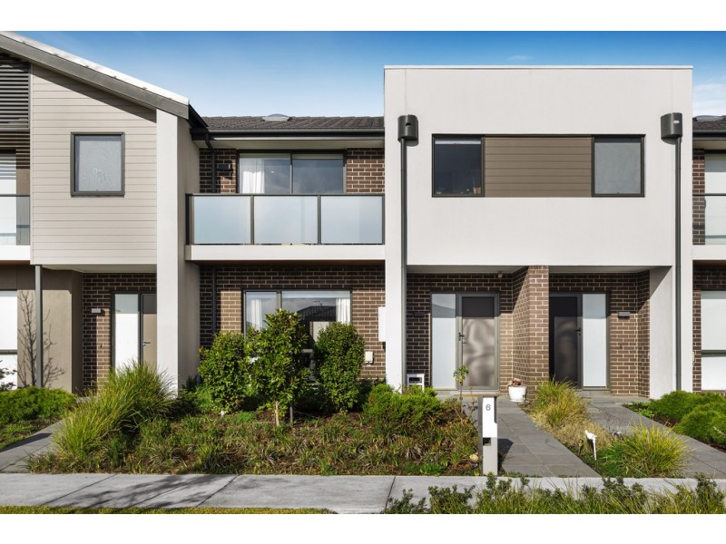 6 Mulberry Walk, Wantirna South VIC 3152