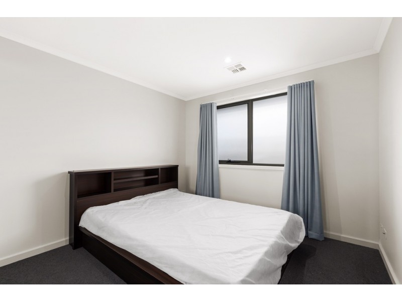 6 Mulberry Walk, Wantirna South VIC 3152