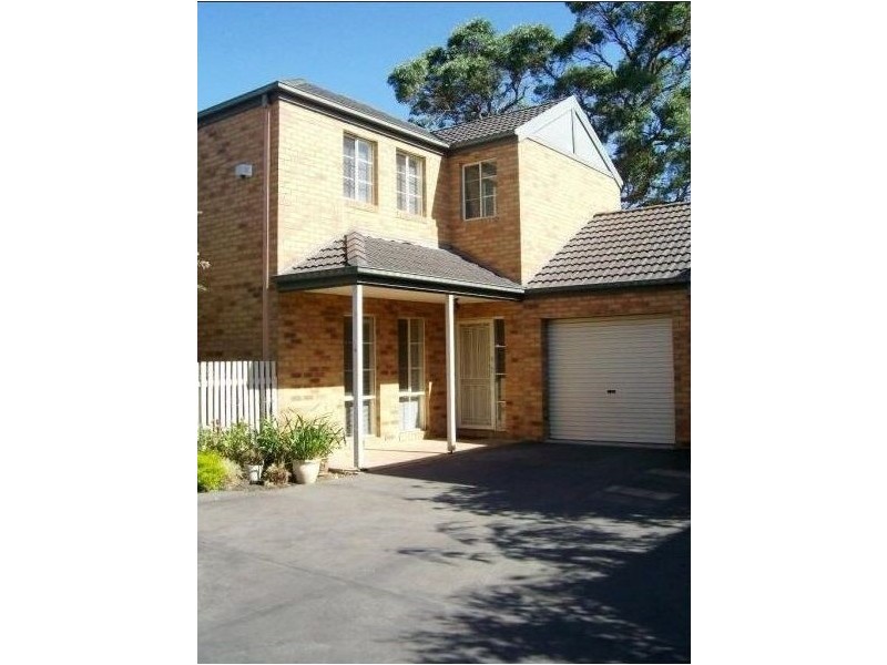 2/20 Kensington Place, Wantirna South VIC 3152