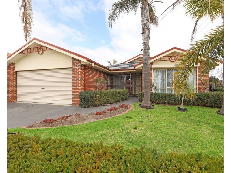 101 Quail Way, Rowville VIC 3178