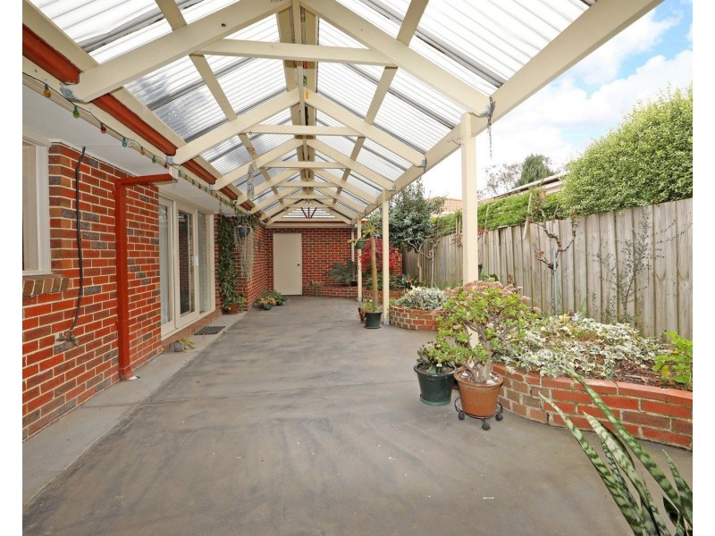 101 Quail Way, Rowville VIC 3178