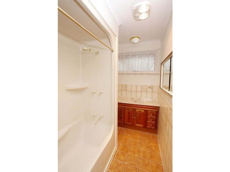 35 Arbroath Road, Wantirna South VIC 3152
