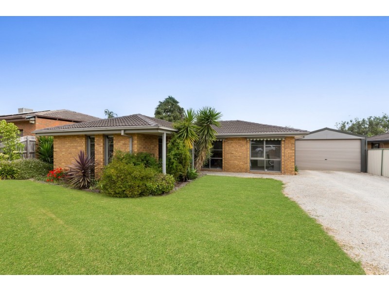 75 Dandelion Drive, Rowville VIC 3178
