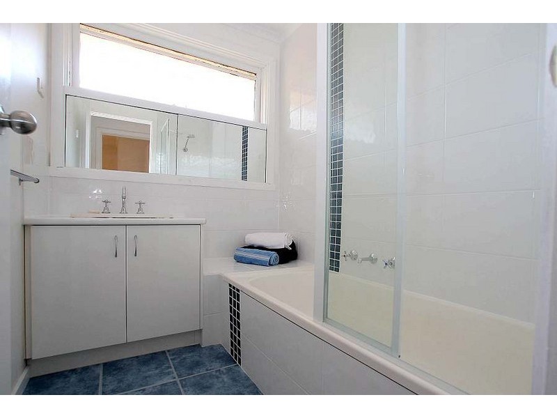 27 Argyle Way, Wantirna South VIC 3152
