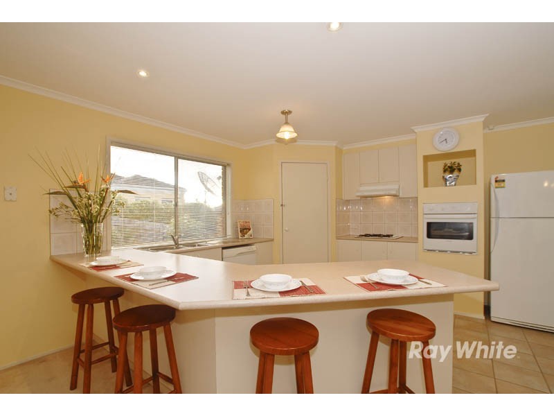 77 Sasses Avenue, Bayswater VIC 3153