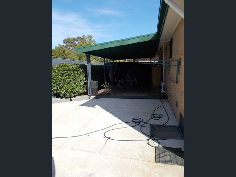 23 Pentlowe Road, Wantirna South VIC 3152