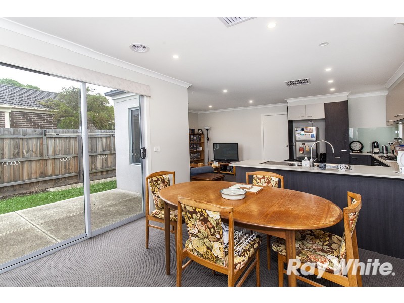 2/7 Coorie Avenue, Bayswater VIC 3153