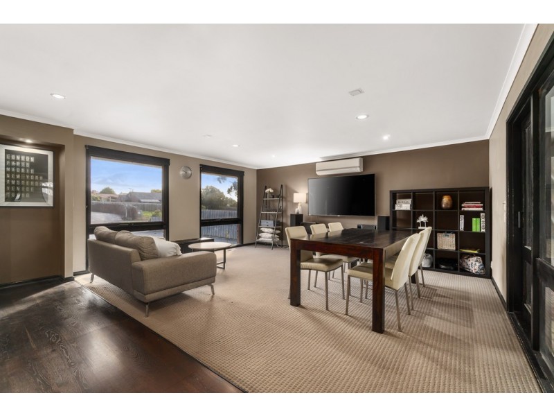 97 Fraser Cresent, Wantirna South VIC 3152