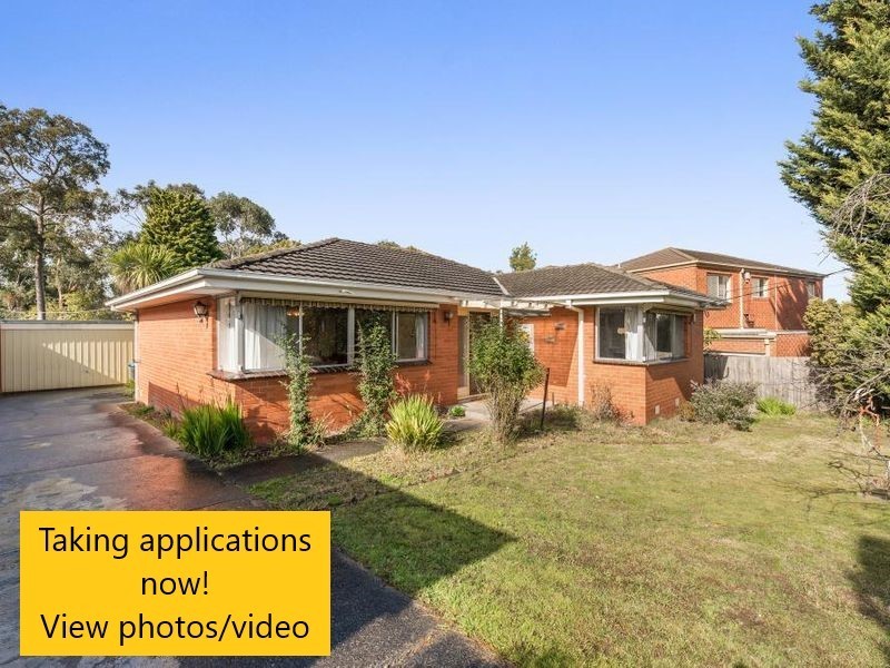 2 Berkley Street, Wantirna South VIC 3152