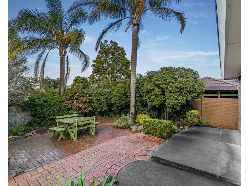 14 Mowbray Drive, Wantirna South VIC 3152