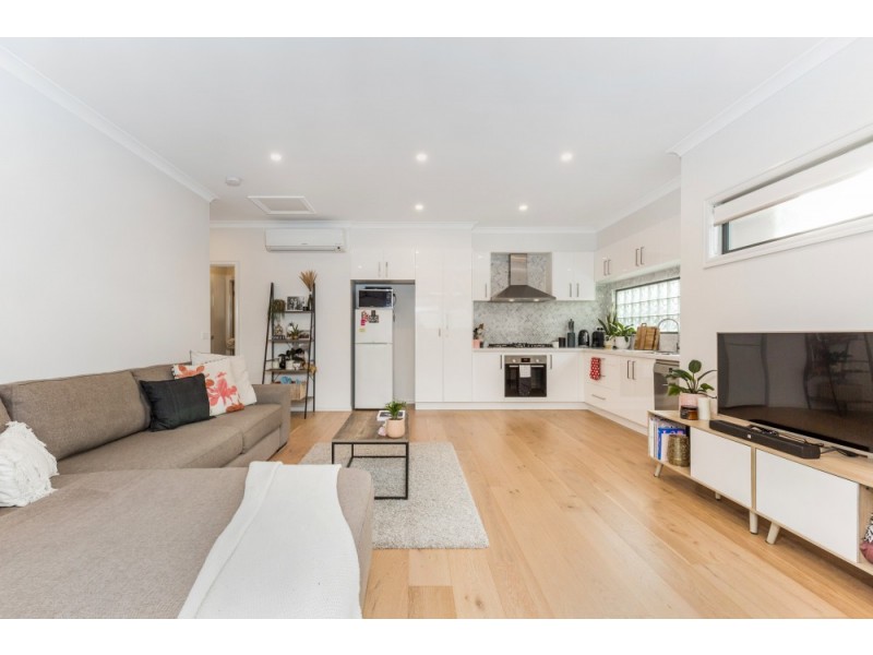 1 Serenity Close, Kilsyth VIC 3137