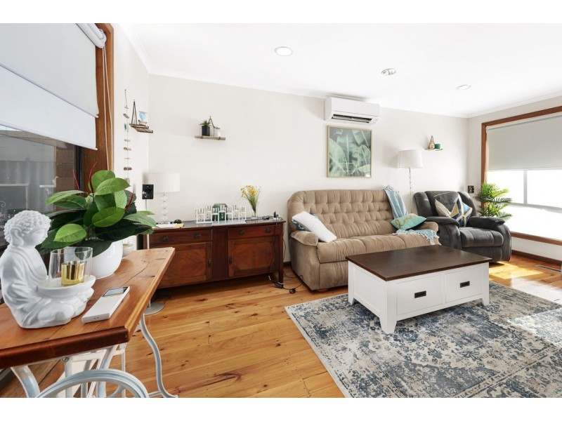 8 Cowin Close, Rowville VIC 3178