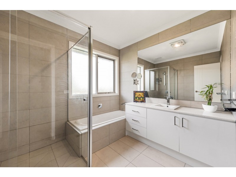 85A Meadowgate Drive, Chirnside Park VIC 3116