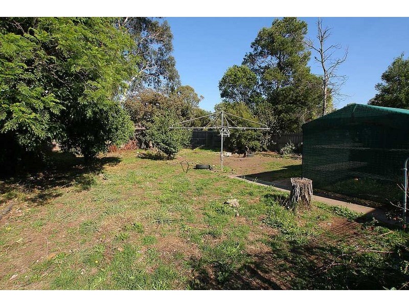 14 Holme Road, Ferntree Gully VIC 3156