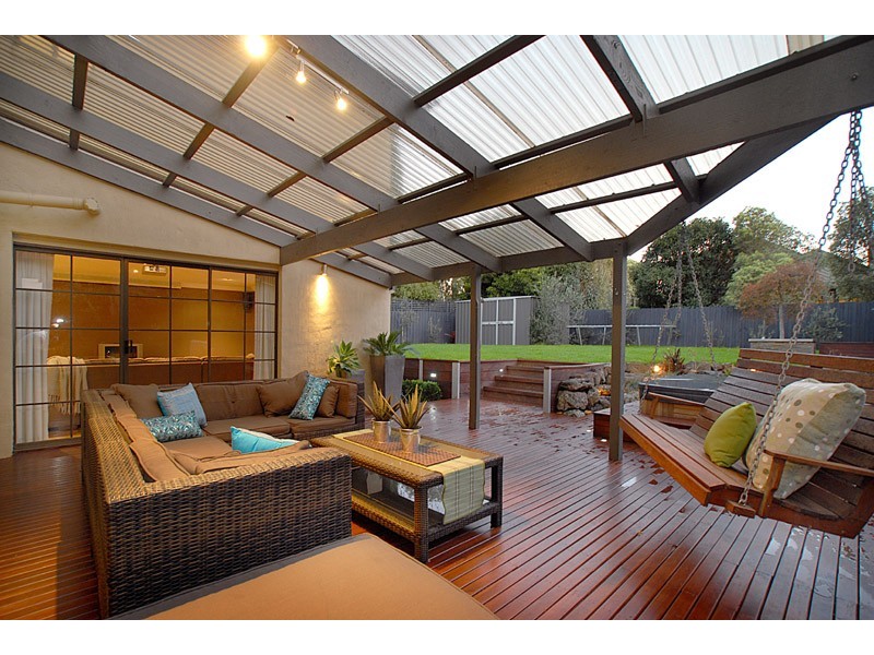 2 Miriam Close, Wantirna South VIC 3152