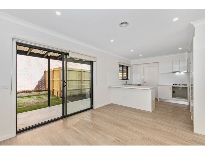 1/116 Maroondah Highway, Croydon VIC 3136