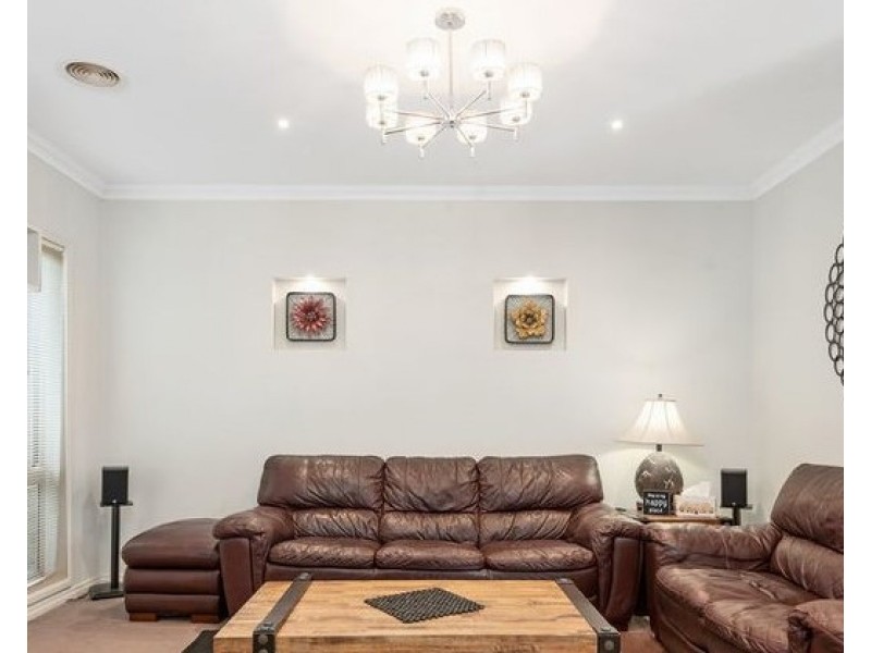 2/15 Kingsford Street, Bayswater VIC 3153