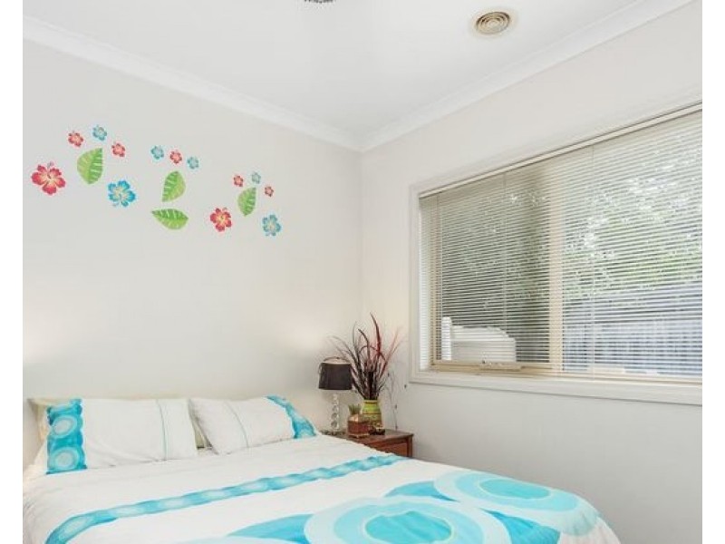 2/15 Kingsford Street, Bayswater VIC 3153
