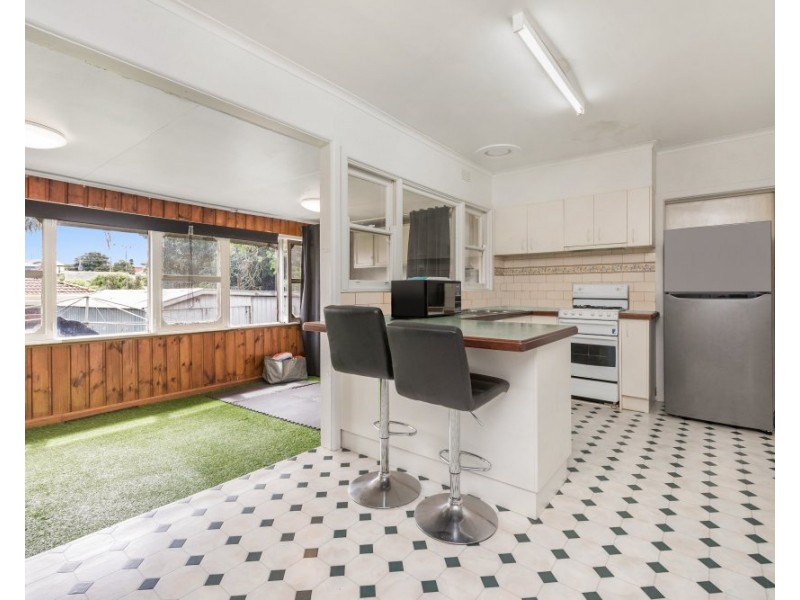 28 Stevenson Avenue, Dandenong North VIC 3175