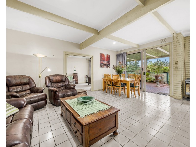 7 Renou Road, Wantirna South VIC 3152