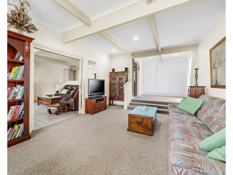 7 Renou Road, Wantirna South VIC 3152