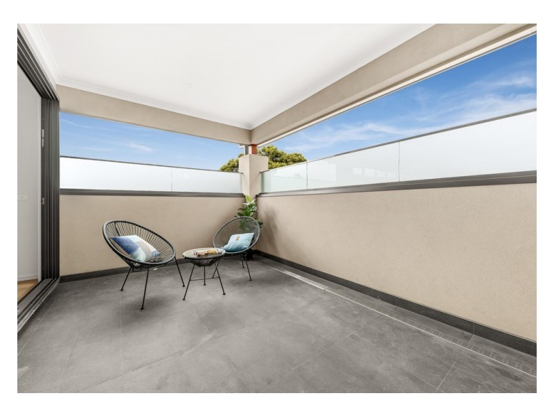 53 Lomond Avenue, Kilsyth VIC 3137