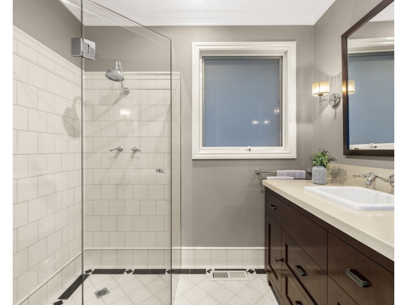 111 Woodhouse Road, Donvale VIC 3111