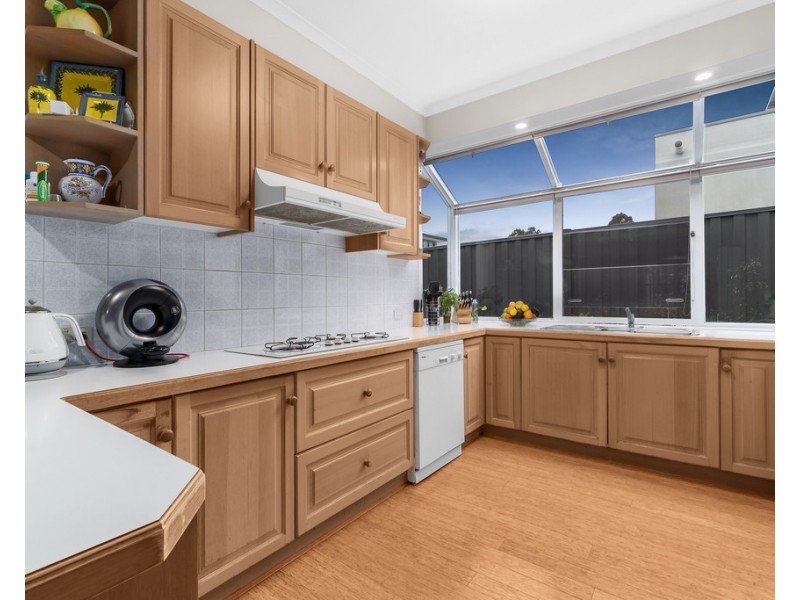 11 Hertford Court, Wantirna South VIC 3152