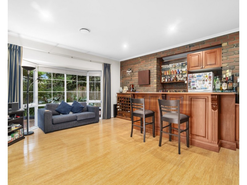 11 Hertford Court, Wantirna South VIC 3152